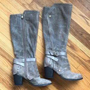 New tall Brown leather boots